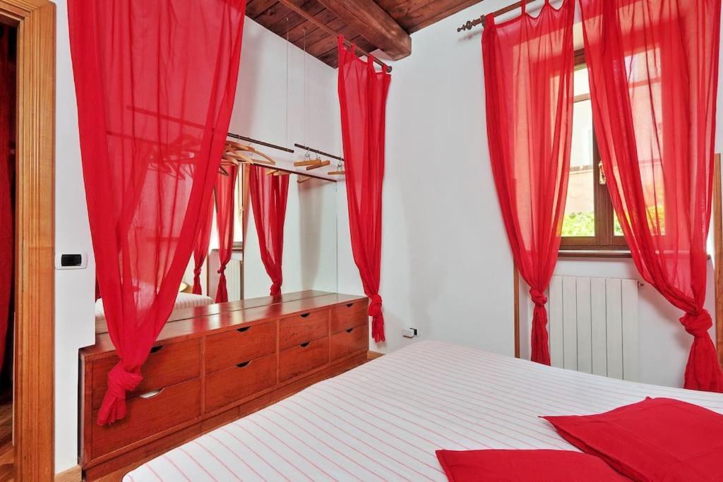 The Red Apartment โรม ภายนอก รูปภาพ